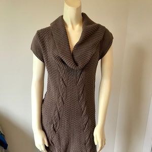 Express women’s tunic sweater